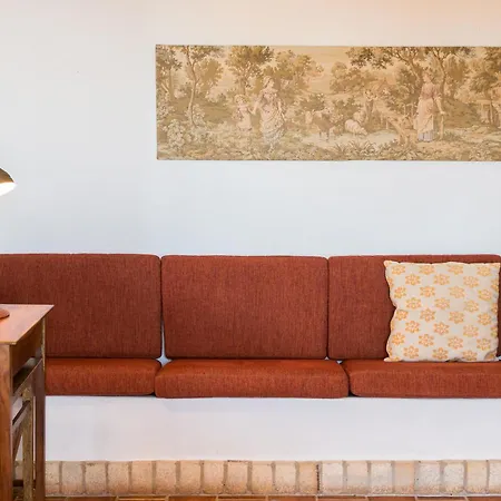 Spacious Private With Pool, Sea View & Walkable Access Villa *