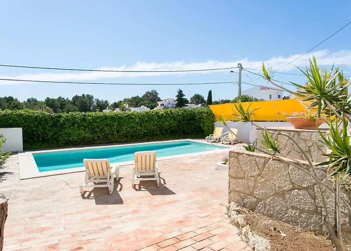 With Private Pool, Stunning View And Just 5 Min Walk From The * Carvoeiro (Lagoa)