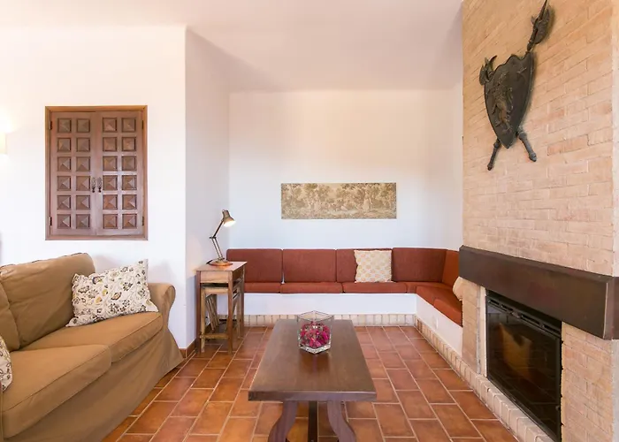 Villa With Private Pool, Stunning View And Just 5 Min Walk From The Carvoeiro (Lagoa)