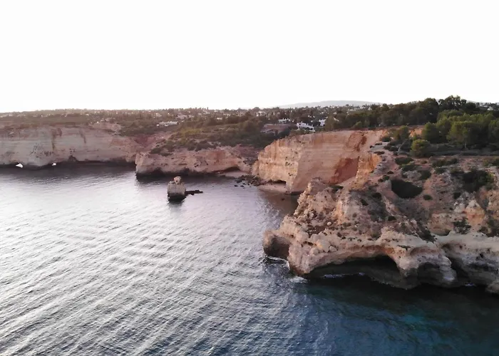 With Private Pool, Stunning View And Just 5 Min Walk From The * Carvoeiro (Lagoa)
