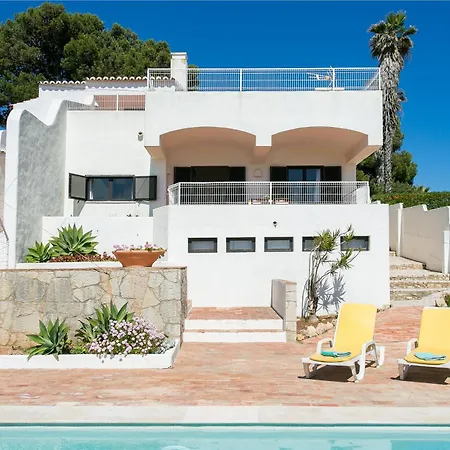 Carvoeiro With Private Pool, Stunning View And Just 5 Min Walk From The Villa *