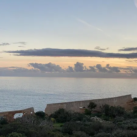 Spacious Private With Pool, Sea View & Walkable Access Villa Carvoeiro (Lagoa)