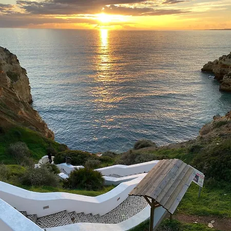 Villa Carvoeiro With Private Pool, Stunning View And Just 5 Min Walk From The *
